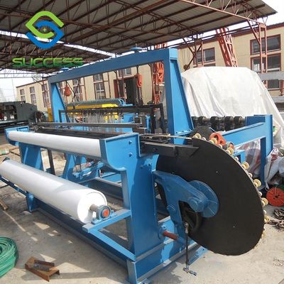 الصين عرض الشبكة 2300-4300mm آلة نسج شبكة السلك الملتوية 7.5kw الطاقة المزود